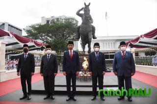 Presiden Jokowi resmikan Tugu Api semangat Indonesia Merdeka tidak pernah Padam